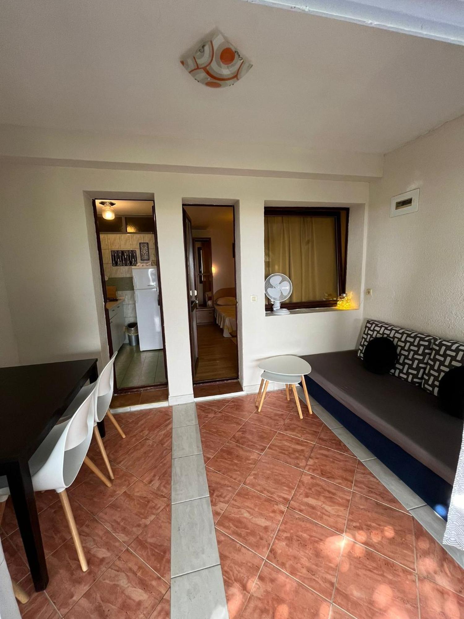Apartmani Ankora ブリスト 部屋 写真